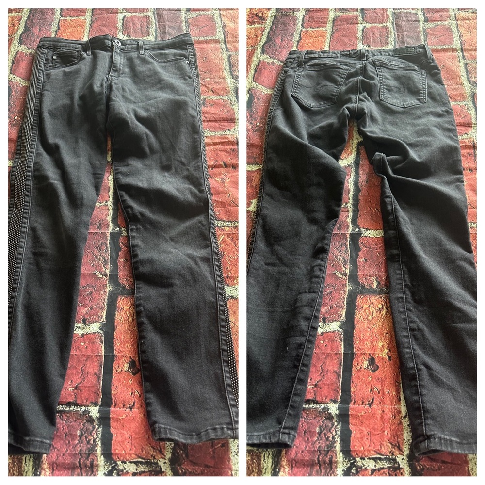 AG Adriano Goldschmied the Remi Ankle Super skinny tux
Size 29 inseam 29”